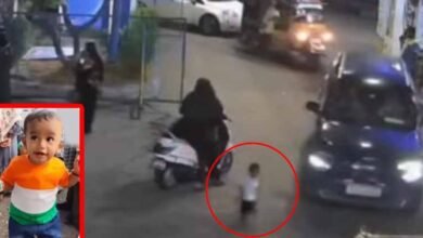 بابا پٹرول پمپ پر 3 سالہ معصوم کار کی زد میں آکر جاں بحق