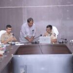پولیس ڈپٹی انسپکٹر جنرل شہاجی اُماپ کا ناندیڑ میں شکایت کنندگان سے ’جن سنواد‘